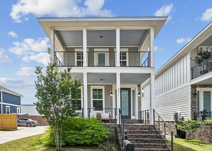 311 W Government St * Pensacola