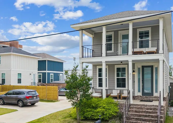 311 W Government St * Pensacola